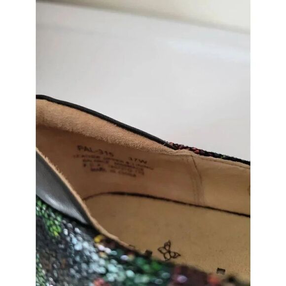 Alegria Paloma Winter Garden 37 W NWOB - Picture 4 of 8